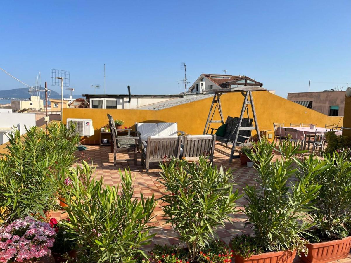 דירות אלגהרו Casa Yvona מראה חיצוני תמונה